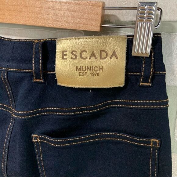 Escada Hi-Rise Dark Denim Stretch Jean Sz 36 T10 - Picture 8 of 9